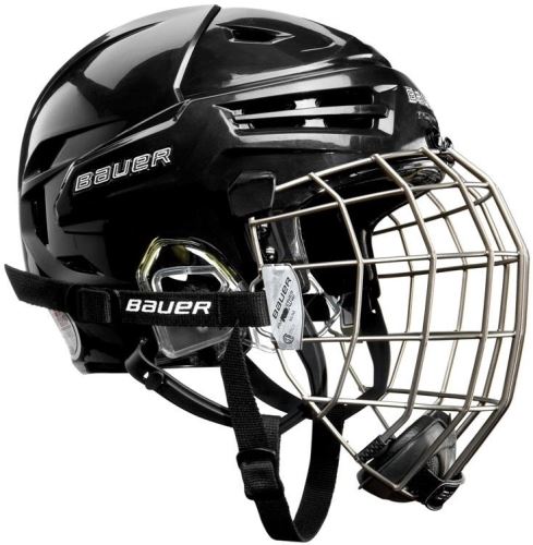 Jak vybrat hokejovou helmu